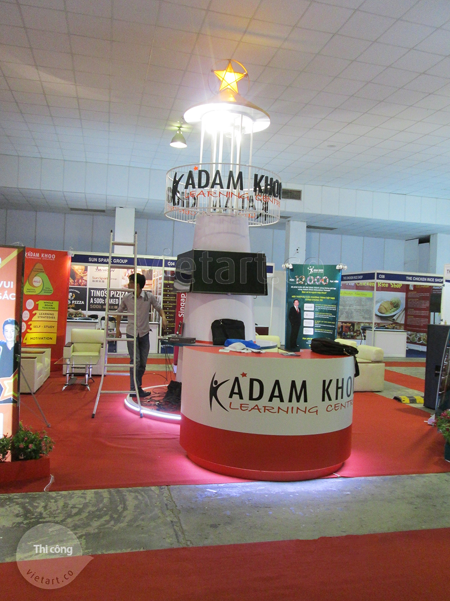 Thi cong booth trien lam nhuong quyen thuong hieu Adam Khoo (4) Hình ảnh gian hàng triển lãm giáo dục Adam Khoo