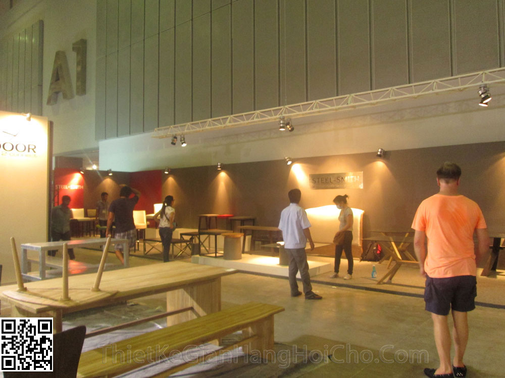 thi cong gian hang Steel Smith 18x3m (5)