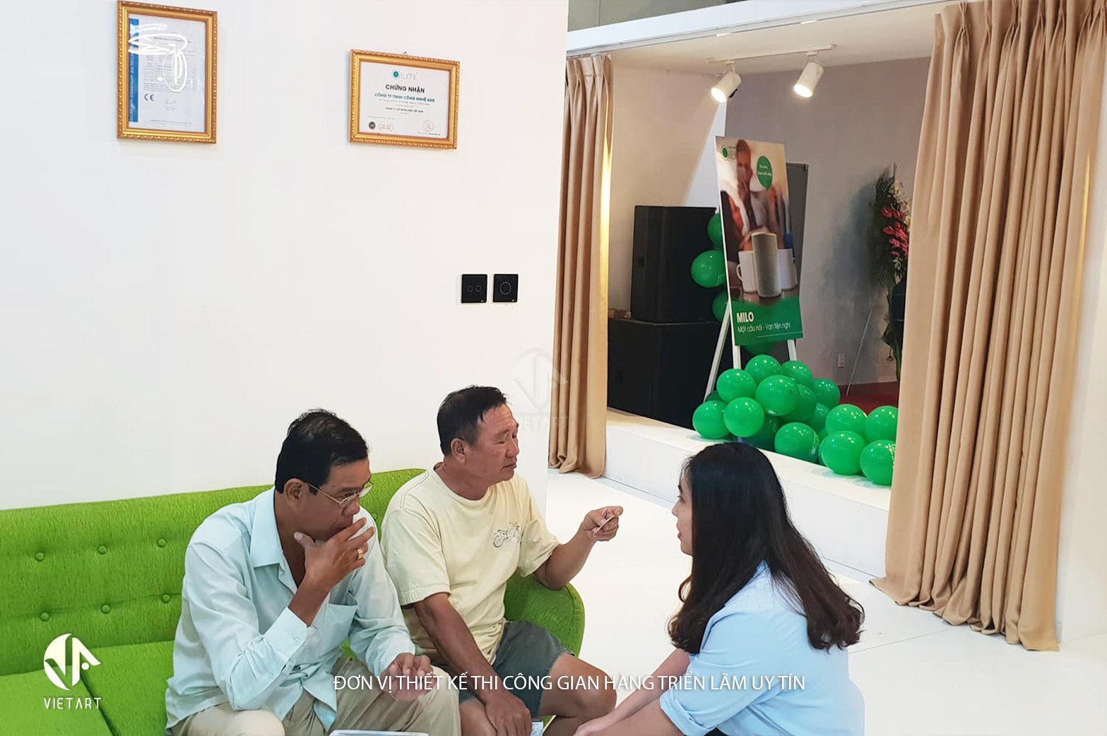 thi cong gian hang trien lam smart city asia (1)