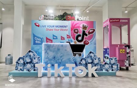 Dịch Vụ Thiết Kế Thi Công Gian Hàng Mô Phỏng Concept Livestream Chuyên Nghiệp