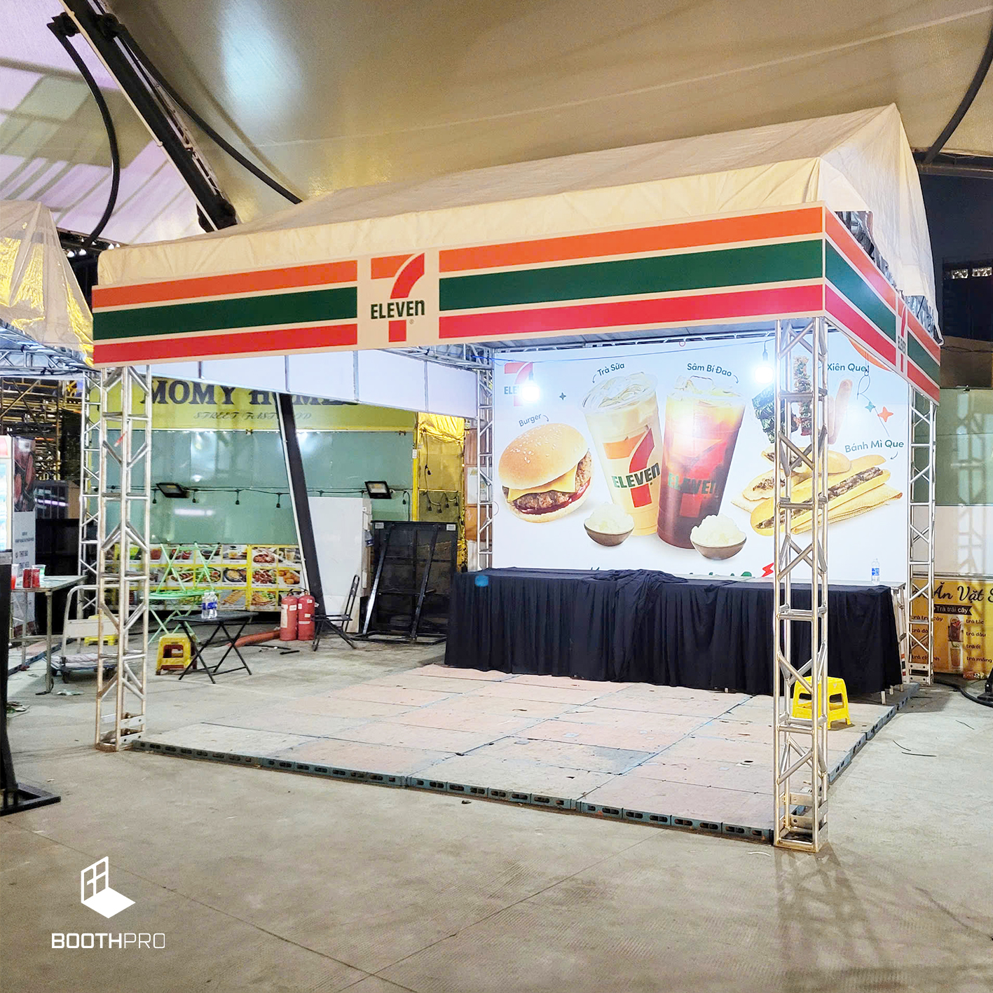 thi cong gian hang tieu chuan ngoai troi_2